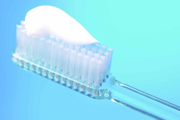 Unlock the Benefits of Natural Toothpaste Alternatives for Cleaner, Healthier Teeth